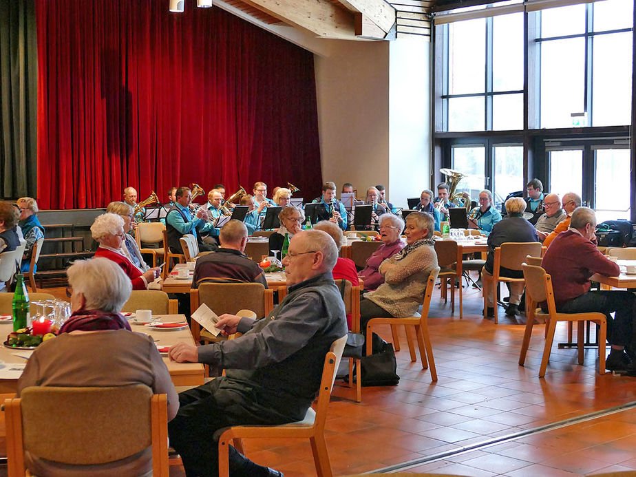 Seniorenadventsfeier im Haus des Gastes (Foto: Karl-Franz Thiede)